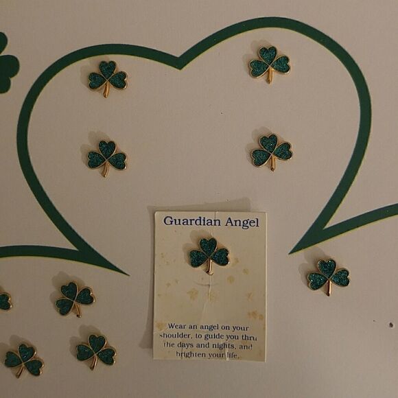LADIES GUARDIAN ANGEL GREEN & GOLD SHAMROCK PIN - Picture 2 of 3